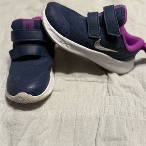 Nike Kids Navy and Pink Sneakers
